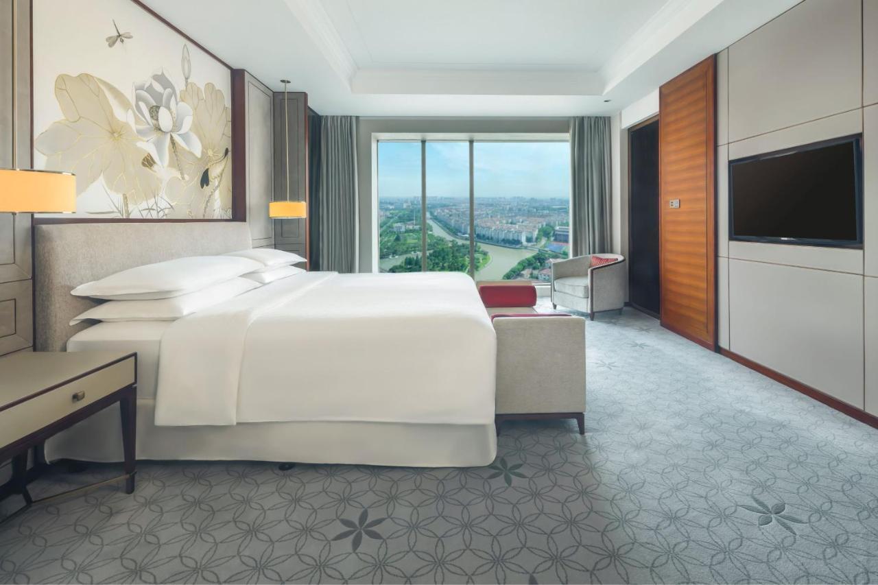 Sheraton Shanghai Jiading Hotel Exterior foto
